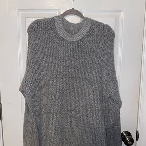 American Eagle Women’s Gray Knit Sweater